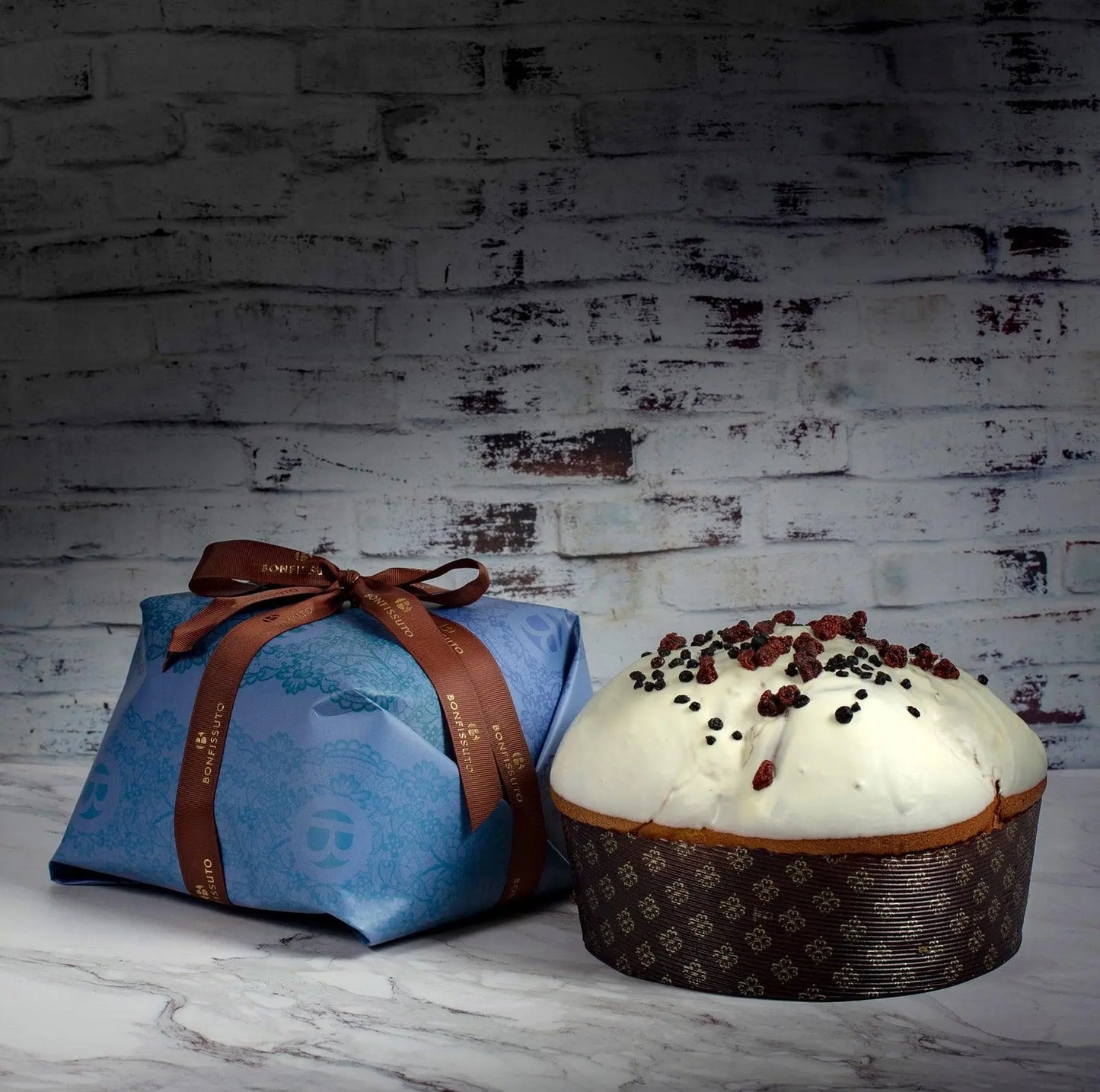 Panettone Bonfissuto ai frutti di Bosco. Bonfissuto